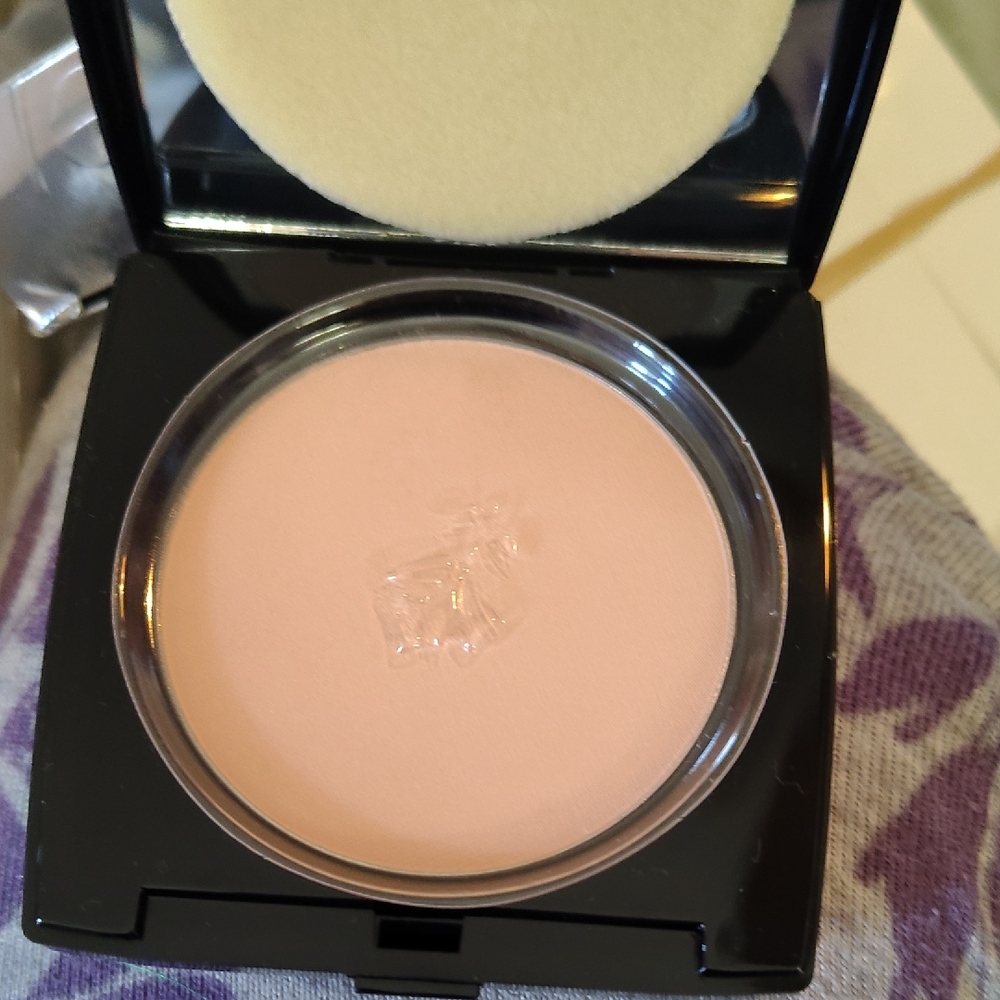 Compact Powder - Soft Pink